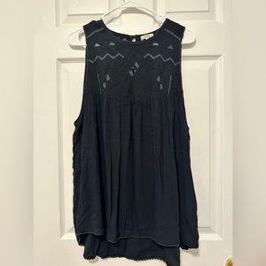 Wilfred Black Short Sleeve Tank Medium